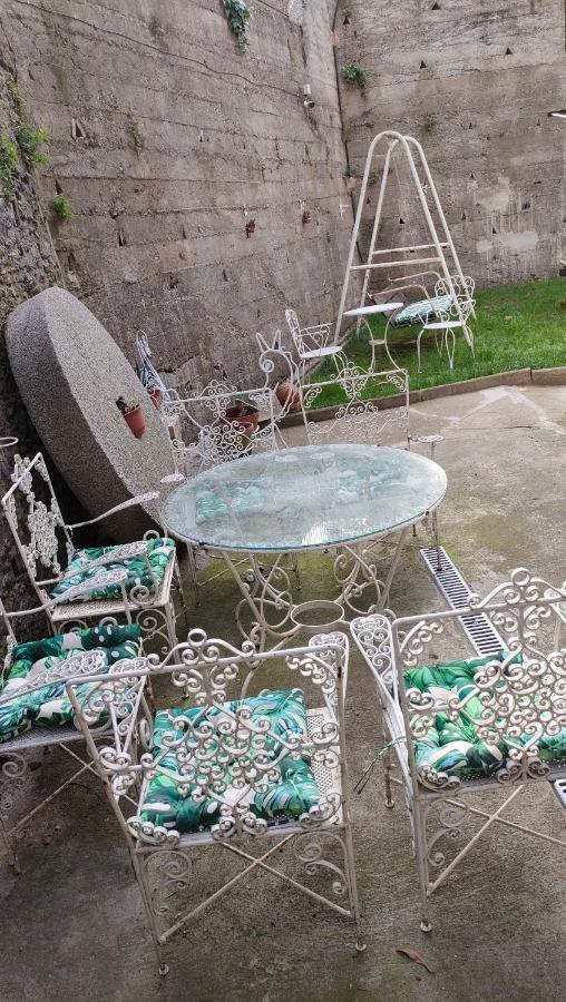 Apartament Volca Aiguanegra Sant Joan les Fonts Luaran gambar